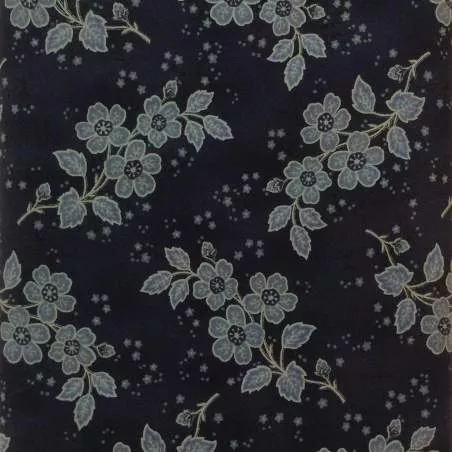 Moda Fabrics Alice's Scrapbag, Tessuto Blu con Fiori Azzurro Polvere Moda Fabrics - 1