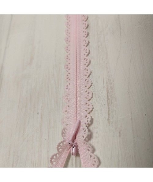 Cerniera Zip Invisibile con Pizzo da 60cm - Rosa Notions - 1