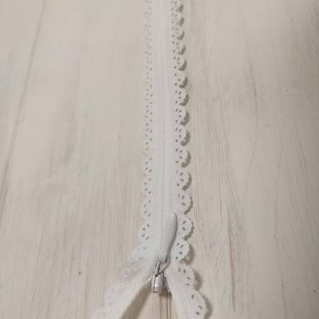 Cerniera Zip Invisibile con Pizzo da 22cm - Bianco Notions - 1