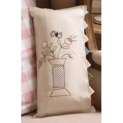 Stitched So Sweet - Whimsical Embroidery, Patchwork, and Applique di Tracy Souza - Martingale Martingale - 11