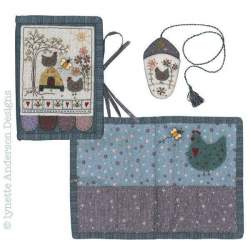 Mrs Hens Needlecase - Cartamodello Porta Aghi, Lynette Anderson Lynette Anderson Designs - 1