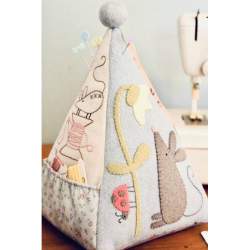 Mouse Pincushion - Cartamodello Punta Spilli di Natalie Bird, The BirdHouse The BirdHouse - 1