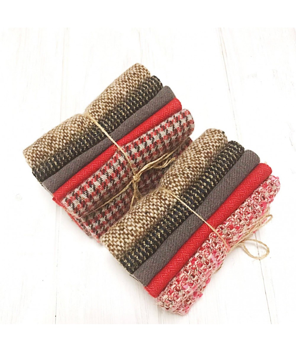 Paquete de paño de lana in nuance Rossi e Marroni, 5 da circa 25 x 27 cm Roberta De Marchi - 1 Paquete de paño de lana in nuance Rossi e Marroni, 5 da circa 25 x 27 cm Roberta De Marchi - 1