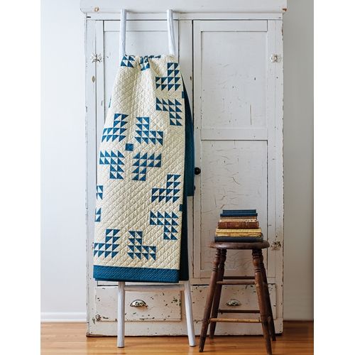 Blue & White Quilts: 13 Remarkable Quilts With Timeless Appeal from Top Designers - 96 pagine Martingale & Co Inc - 12