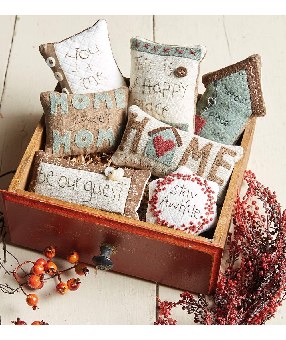 Bowl Me Over - A Bounty of Tiny Pillows to Enjoy Every Day, Debbie Busby - Martingale Martingale - 5