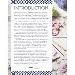 Crocheted Wreaths for the Home, 12 gorgeous wreaths and 12 matching mini projects for all year round by Anna Nikipirowicz