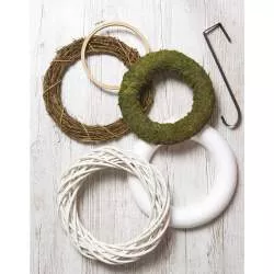Crocheted Wreaths for the Home, 12 gorgeous wreaths and 12 matching mini projects for all year round by Anna Nikipirowicz