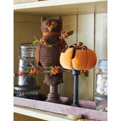 Autumn Bounty - 18 Quilts and Wool Appliqué Projects to Decorate Your Home by Renee Nanneman - Martingale