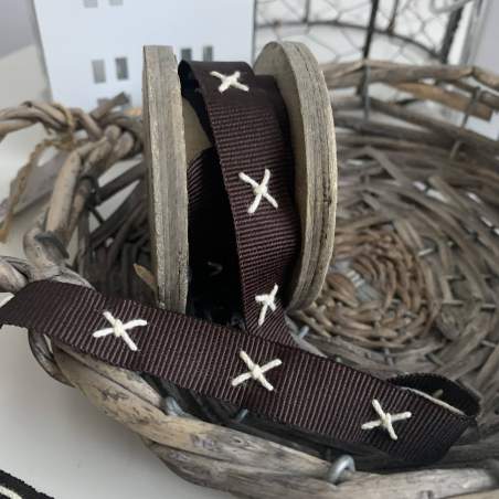 Nastro Color Marrone con Decoro Croce Bianca Altezza 15 mm