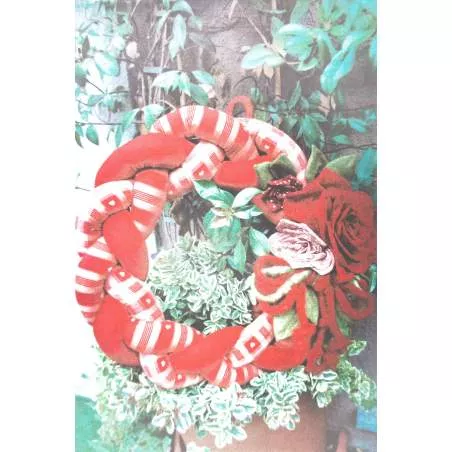 Cartamodello in PDF Treccia con Rose Natalizia