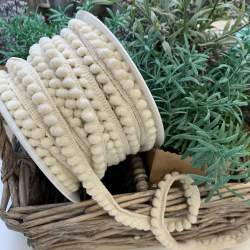 Nastro con Pon Pon Colore Beige Altezza 10 mm