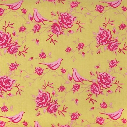 Tilda Tessuto Verde Mostarda con Rose e Uccellini, 140 cm di altezza Tilda Fabrics - 1