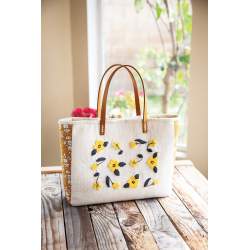 Zakka Wool Appliqué: 60+ Sweetly Stitched Designs, Useful Projects for Joyful Living