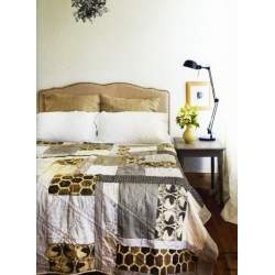 Un Monde de Quilts by Cassandra Ellis