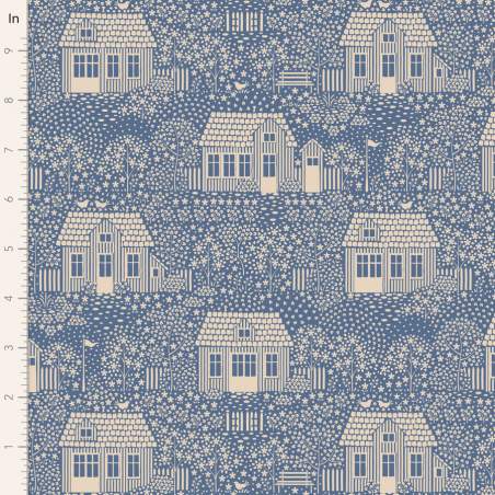Tilda Hometown My Neighborhood Blu, Tessuto Blu con Casette in Campagna Tilda Fabrics - 1