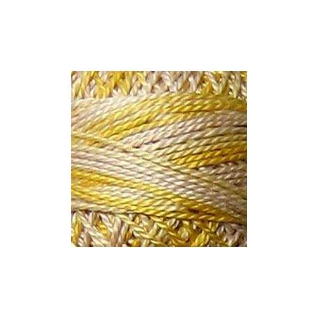 Valdani, Filato da Ricamo Pearl Cotton 12 Colorfast, Variegated M67 - Blurry Vanilla - sades of soft yellows, cream