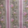 Tessuto Stampato Ecru con Righe Rosa e Fiori per Arredamento