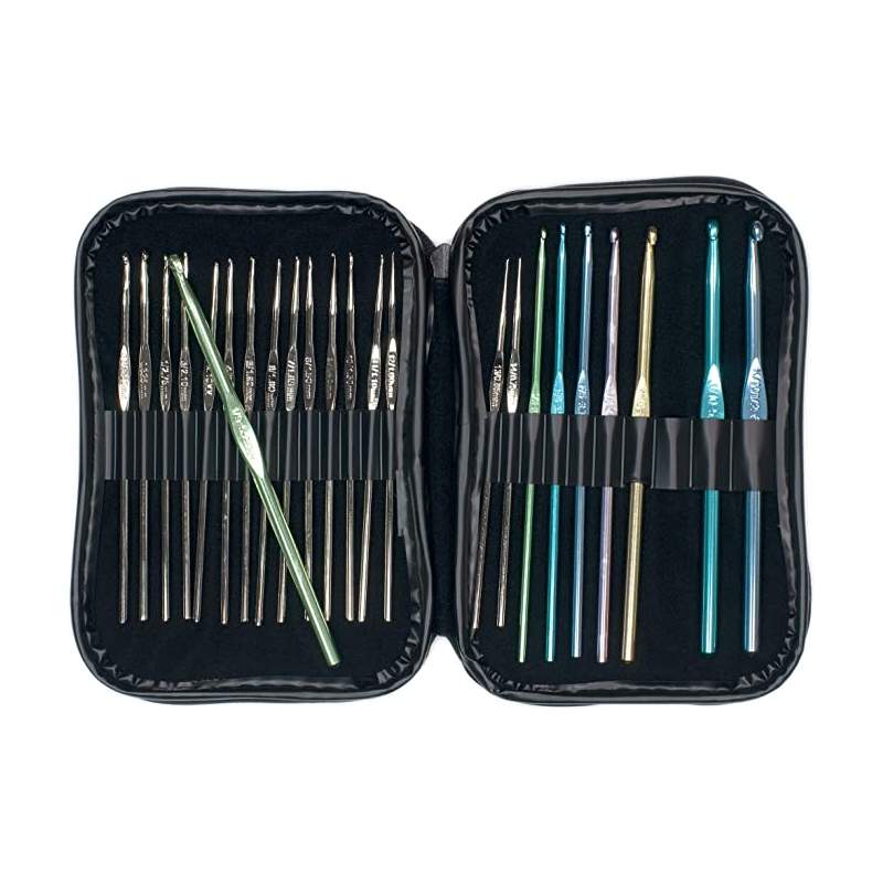 Set di 24 Uncinetti da 0,75 mm a 6,5 mm in custodia fucsia con zip