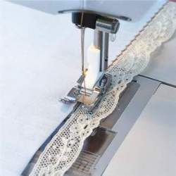 Piedino con guida centrale per unire bordi per Epic 2 e 95Q - Husqvarna Viking Edge Joining foot for IDF
