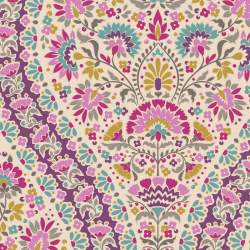 Tilda Pie in the Sky Whimsybird Plum- Tessuto Fondo Panna con stravagante motivo Floreale predominante Viola Tilda Fabrics - 1