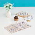 Tulip - Kit da Ricamo Sampler Book Azzurro Pervinca Tulip - 3