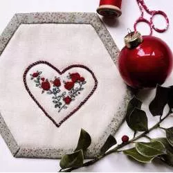 Esagono 14 Il Cuore di Rose Rosse - Cartamodello PDF C’era una volta l’Esagono