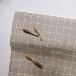 Tessuto Graziano 100% Lino a Fili Contati con Quadrati Bianchi - h 180 cm