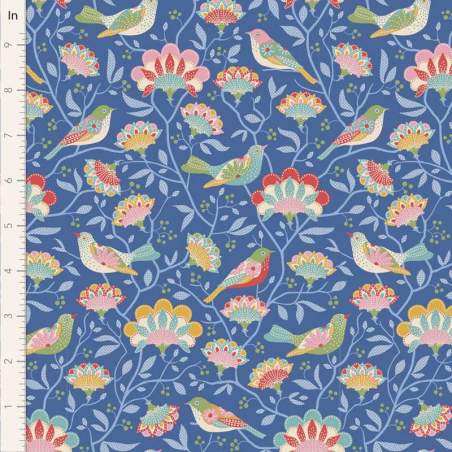 Tilda Jubilee Bird Tree Blue, tessuto blu con alberi e uccellini