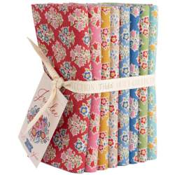 Tilda Jubilee Bundle Farm Flowers, 8 Fat Quarter da 50 x 55 cm collezione Blenders