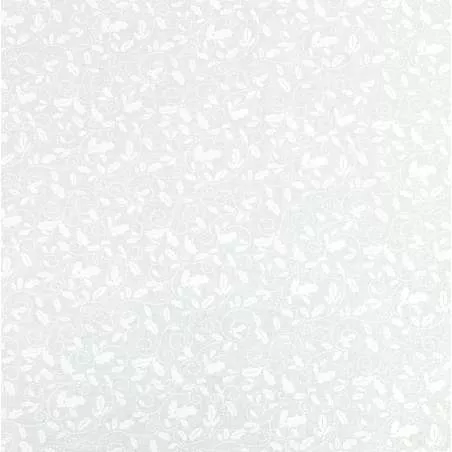 Tessuto bianco con agrifogli e swirl tono su tono