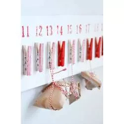 Casetta Calendario dell'Avvento 2024 - Cartamodello PDF