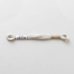 Filo da ricamo giapponese COSMO 711 - Mouliné Size 25 in cotone a 6 capi