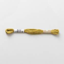 822 COSMO - Filo da ricamo giapponese COSMO - Mouliné Size 25 in cotone a 6 capi