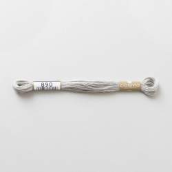 Filo da ricamo giapponese COSMO 890 - Mouliné Size 25 in cotone a 6 capi