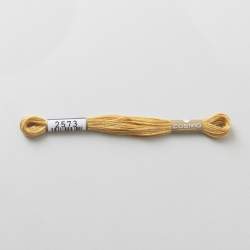 Filo da ricamo giapponese COSMO 2573 - Mouliné Size 25 in cotone a 6 capi