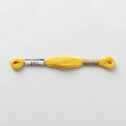 301 COSMO - Filo da ricamo giapponese COSMO - Mouliné Size 25 in cotone a 6 capi