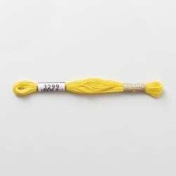 Filo da ricamo giapponese COSMO 3299 - Mouliné Size 25 in cotone a 6 capi