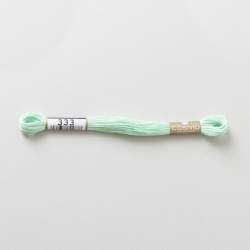 Filo da ricamo giapponese COSMO 333 - Mouliné Size 25 in cotone a 6 capi