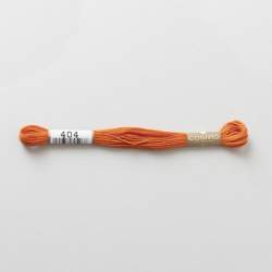 Filo da ricamo giapponese COSMO 404 - Mouliné Size 25 in cotone a 6 capi