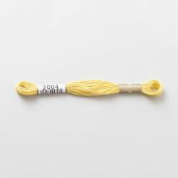 Filo da ricamo giapponese COSMO 2004 - Mouliné Size 25 in cotone a 6 capi