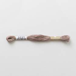 2037 COSMO - Filo da ricamo giapponese COSMO - Mouliné Size 25 in cotone a 6 capi