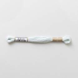 2211 COSMO - Filo da ricamo giapponese COSMO - Mouliné Size 25 in cotone a 6 capi