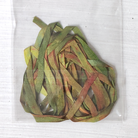 Nastro di Seta 4mm Tinto a Mano, Verde MONET - Silk Ribbon di Painters Threads