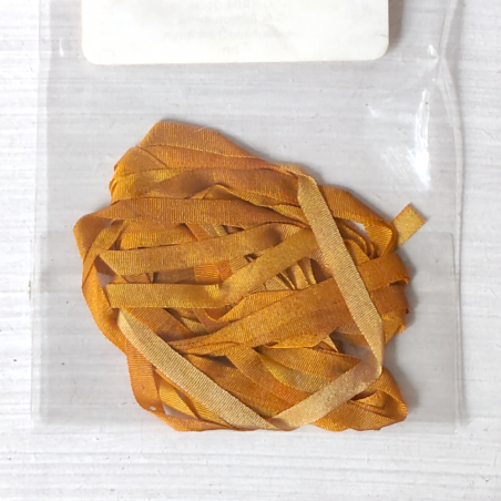 Nastro di Seta 4mm Tinto a Mano, Giallo KLIMT - Silk Ribbon di Painters Threads