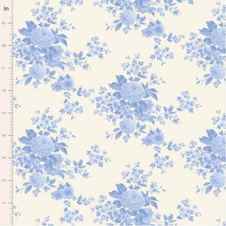 Tilda Something Blue, Carol Pale Blue, tessuto con rose azzurre su fondo crema Tilda Fabrics - 1
