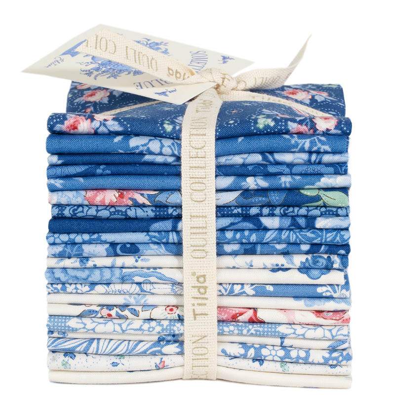 Tilda Something Blue, Fat Eight Bundle Collezione Intera, 20 Fat Eight da 50 x 27,50 cm Tilda Fabrics - 1