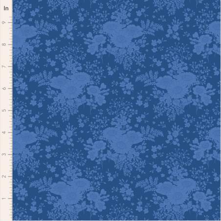 Tilda Something Blue, Isolde Night, tessuto con fiori azzurro scuro su fondo blu Tilda Fabrics - 1