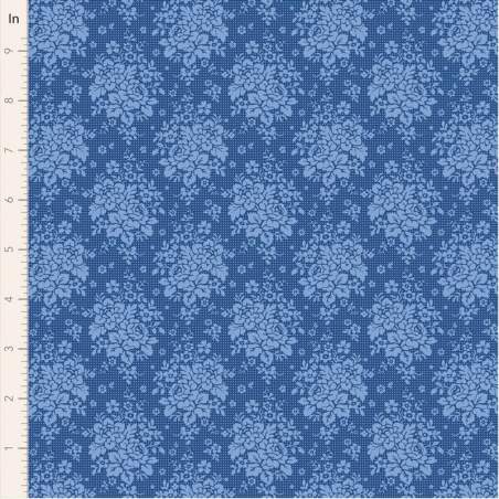 Tilda Something Blue, Picknic Denim, tessuto con piccoli bouquet azzurri su fondo blu puntinato Tilda Fabrics - 1
