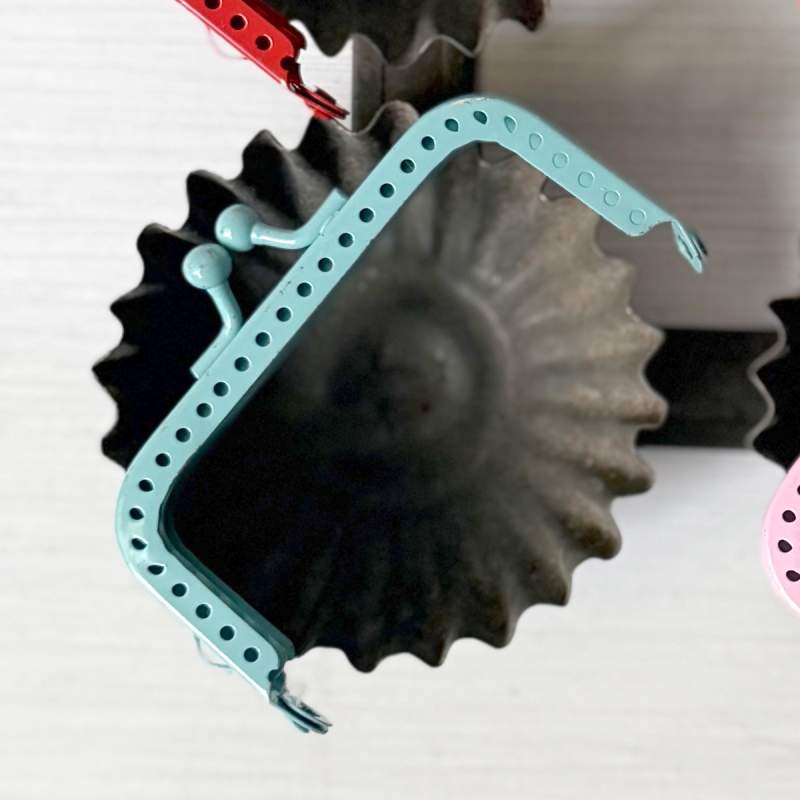 Chiusura Clutch Dritta per borse da cucire, in metallo smaltato - 7 x 3,5 cm Stim Italia srl - 2