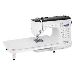 Necchi Creator C360 - Macchina elettronica per Quilting vista frontale a destra con allungabase